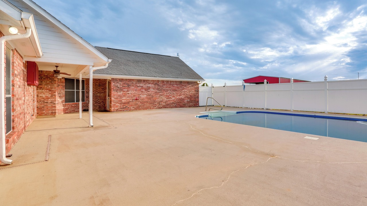 Photo of Outdoor in Calera