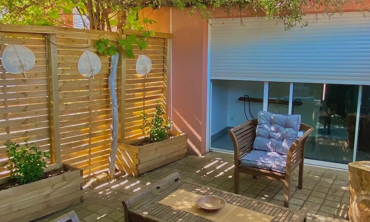 Photo of Patio Balcony in Saint-Martin-de-Crau