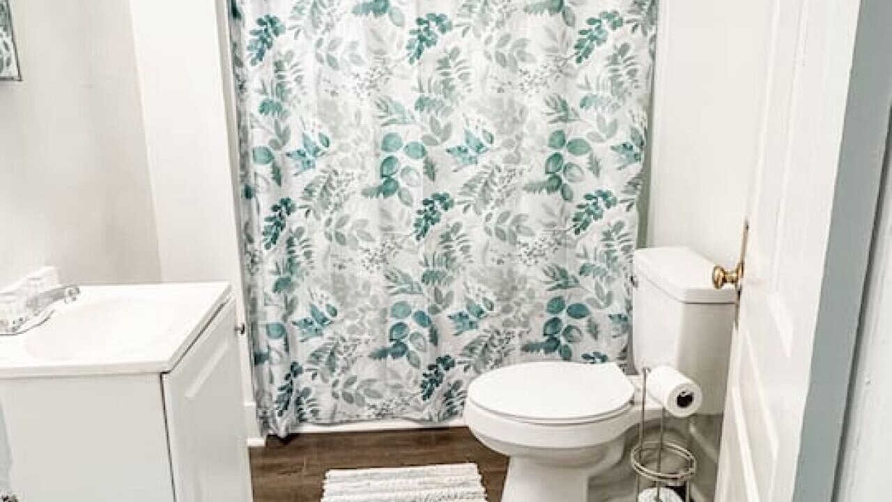 Photo of Bathroom in Rossville