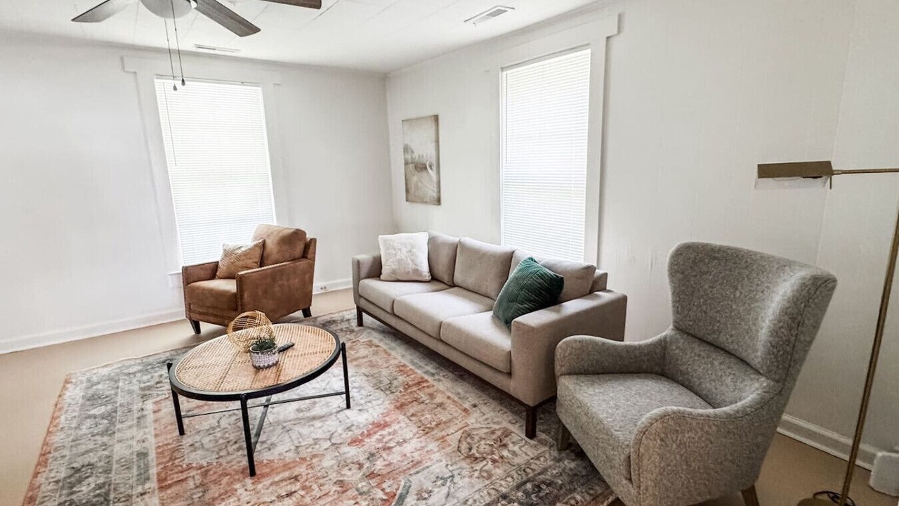 Photo of Livingroom in Rossville