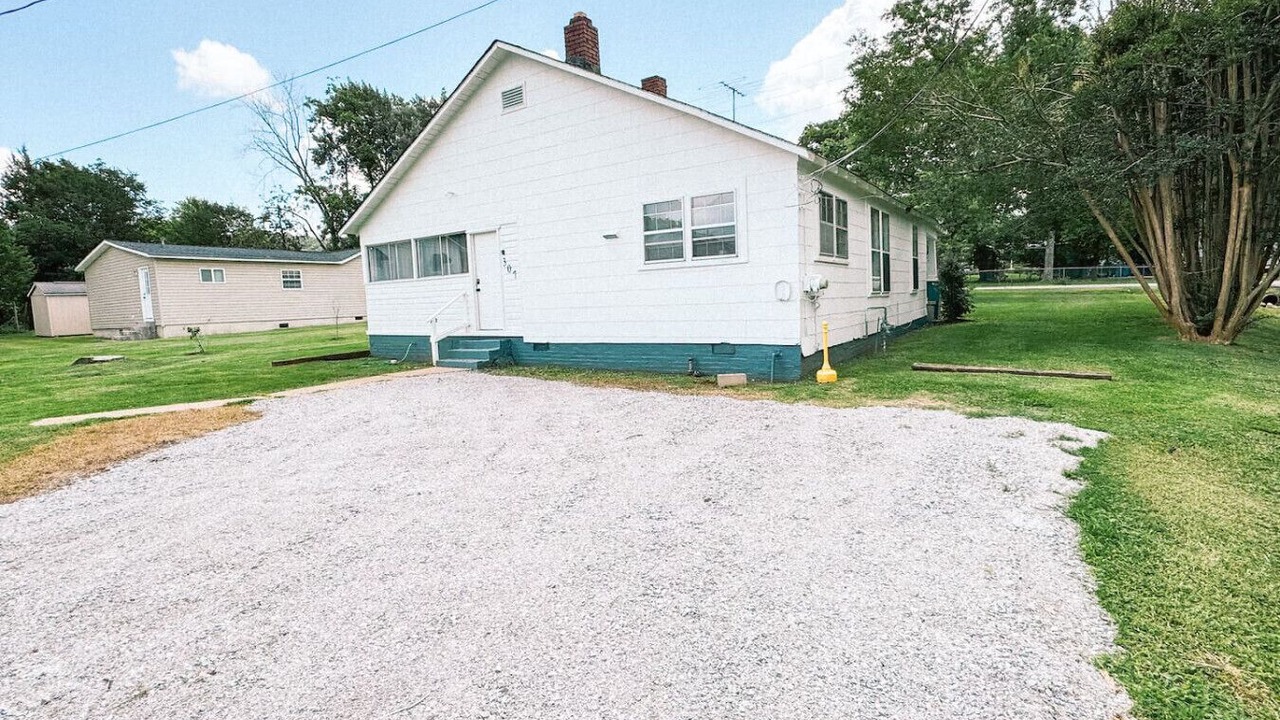 Photo of Outdoor in Rossville