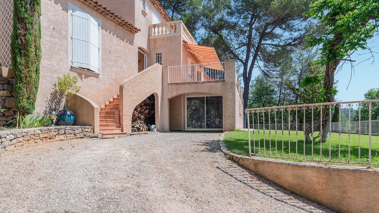 Photo of Others in Saint-Maximin-la-Sainte-Baume