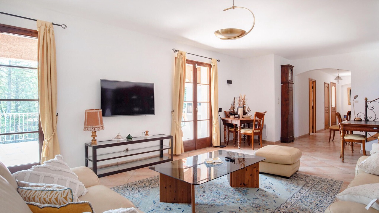 Photo of Bedroom in Saint-Maximin-la-Sainte-Baume
