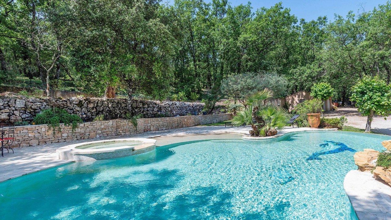Photo of Outdoor in Saint-Maximin-la-Sainte-Baume