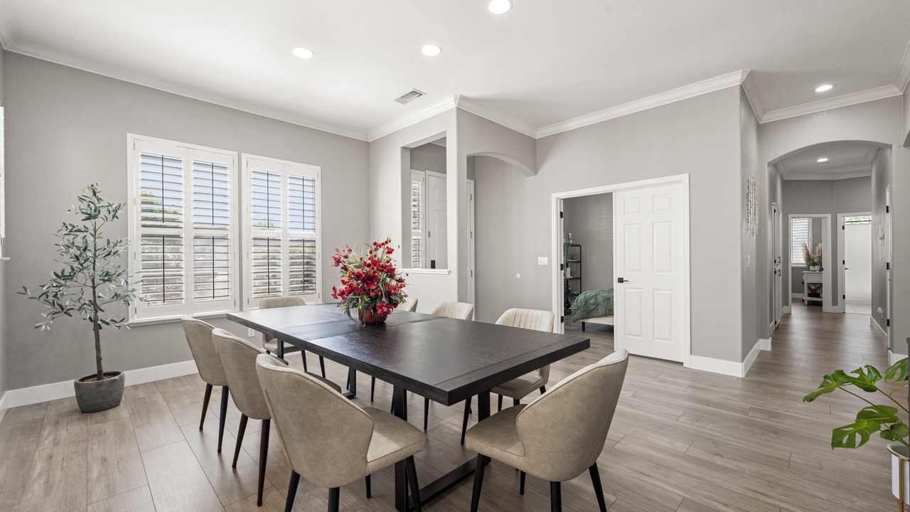 Photo of Others in Lincoln