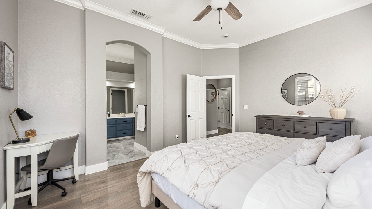 Photo of Bedroom in Lincoln