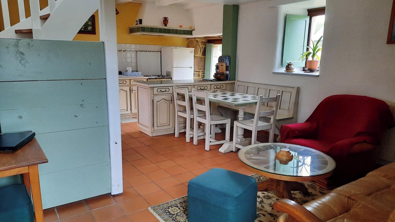 Photo of Livingroom in Tredrez-Locquemeau