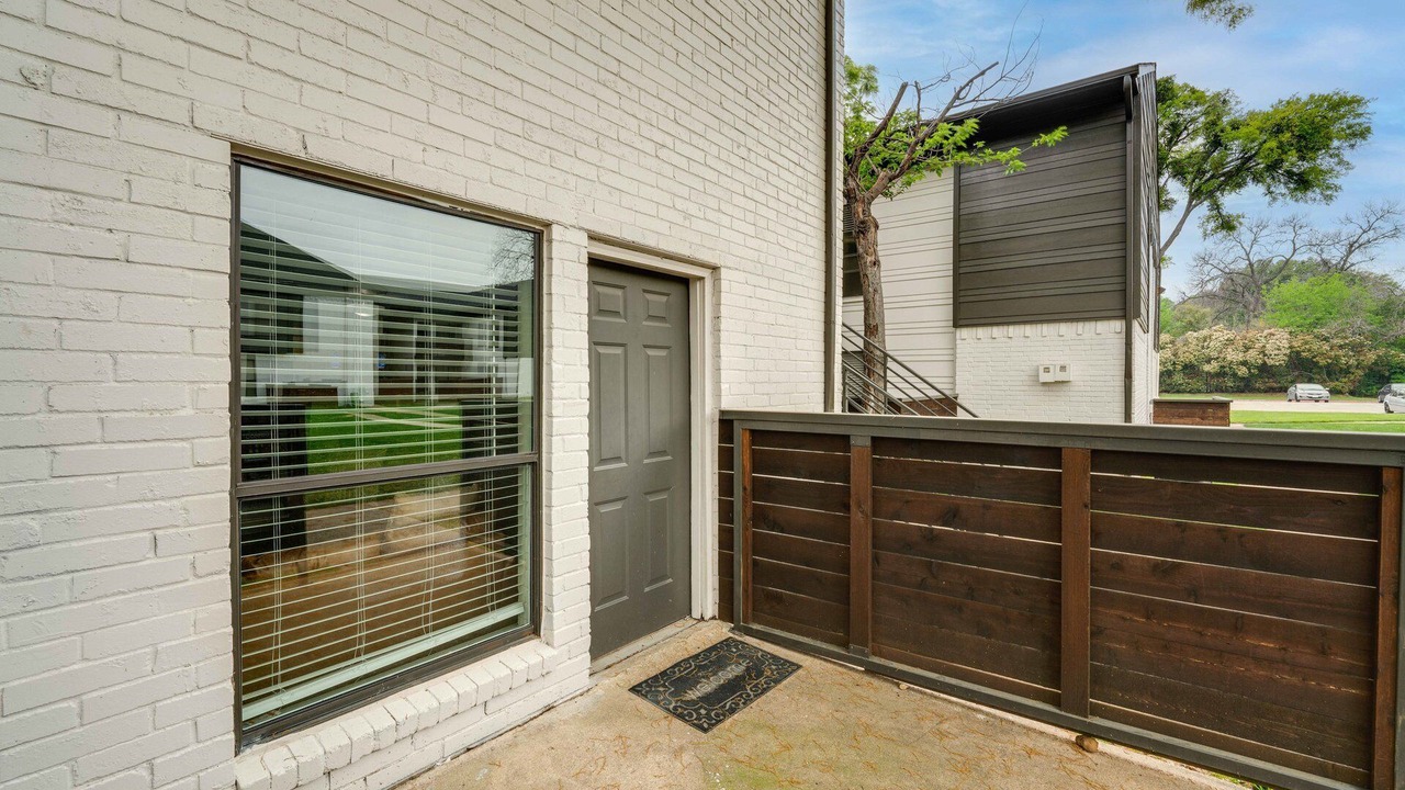 Photo of Outdoor in Lake Highlands