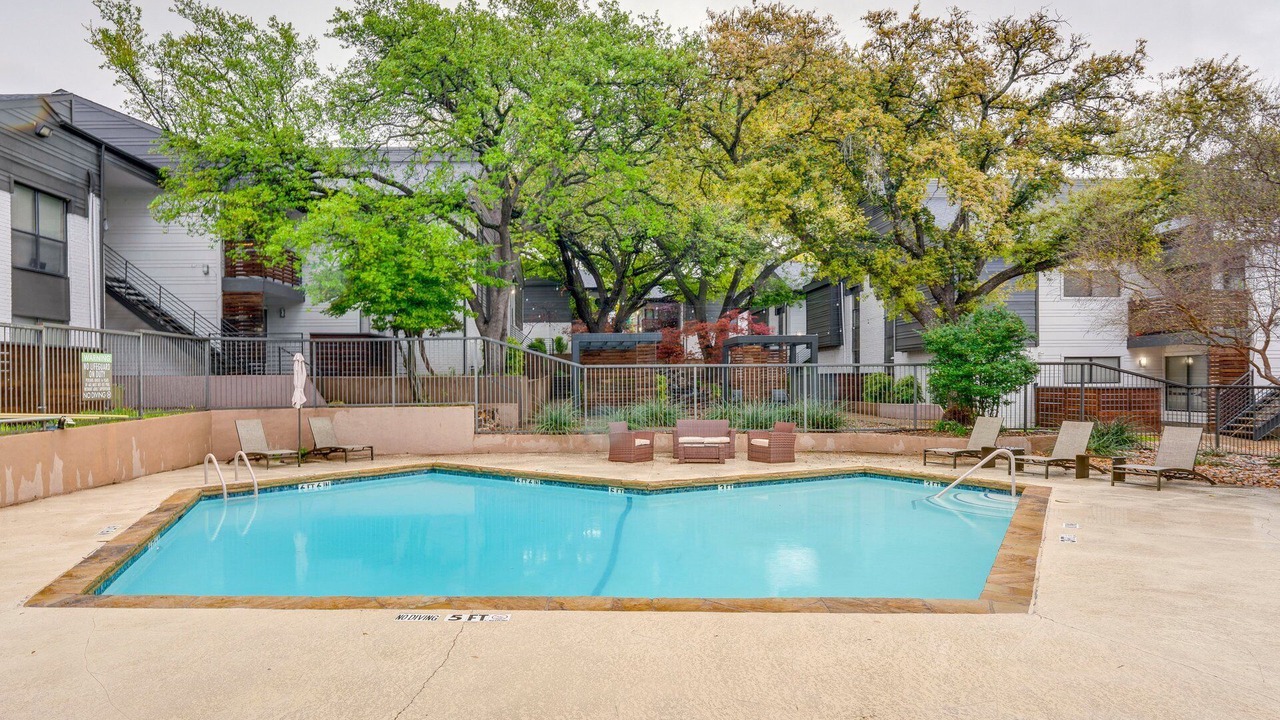 Photo of Outdoor in Lake Highlands