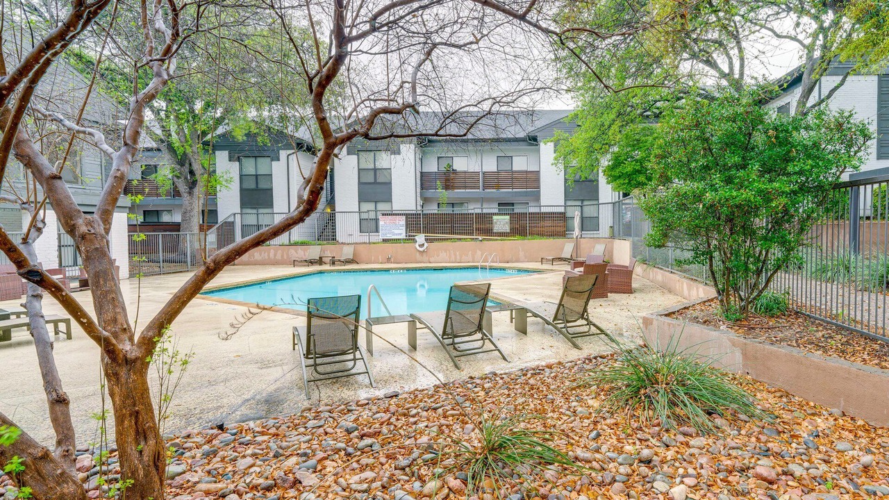 Photo of Outdoor in Lake Highlands