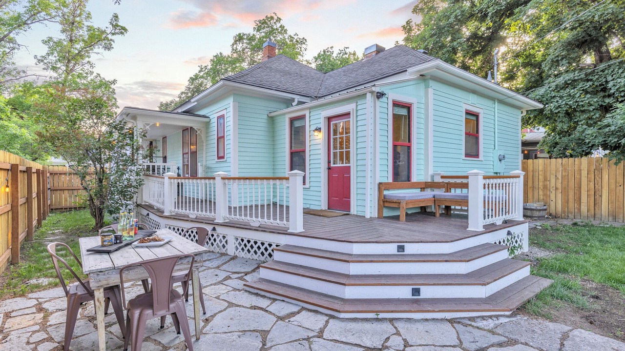 Photo of Outdoor in Livingston