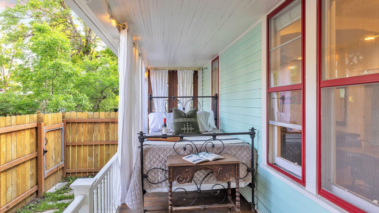 Photo of Bedroom in Livingston