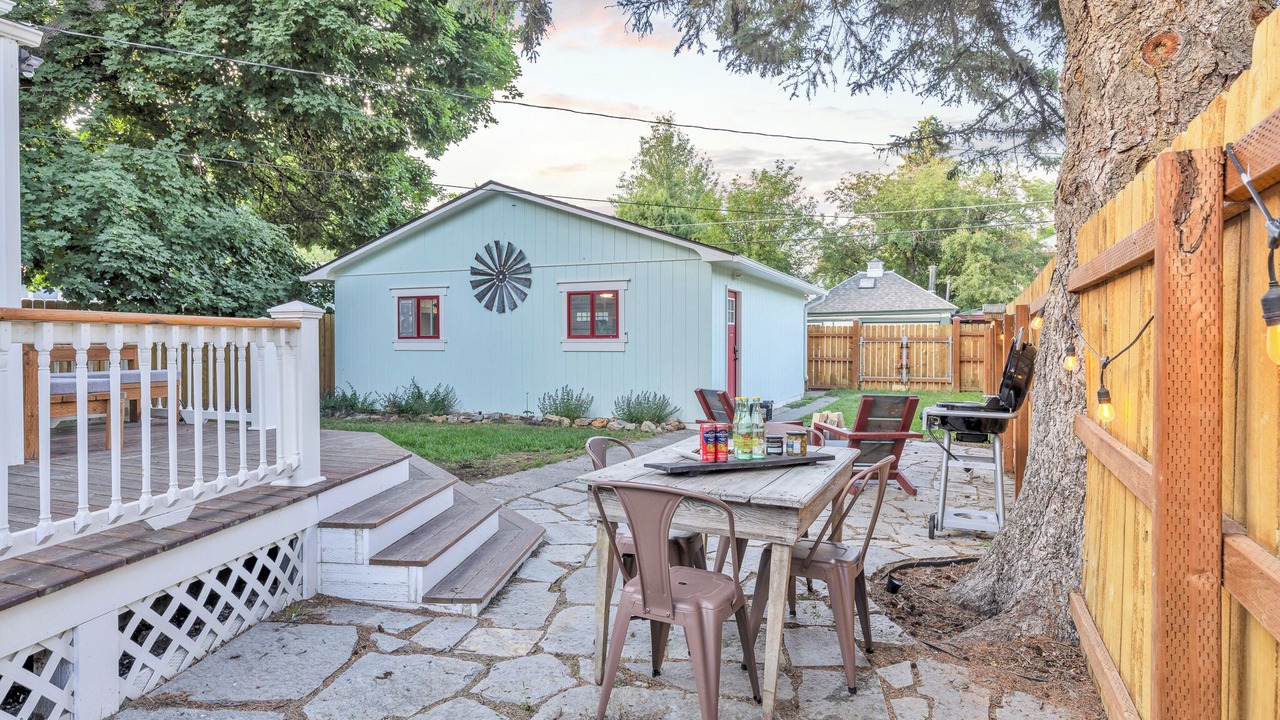 Photo of Outdoor in Livingston