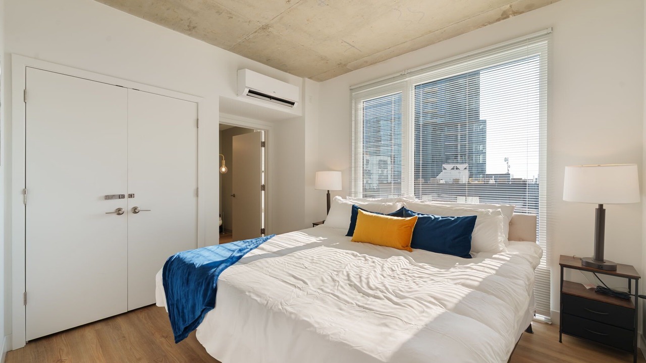 Photo of Bedroom in River North