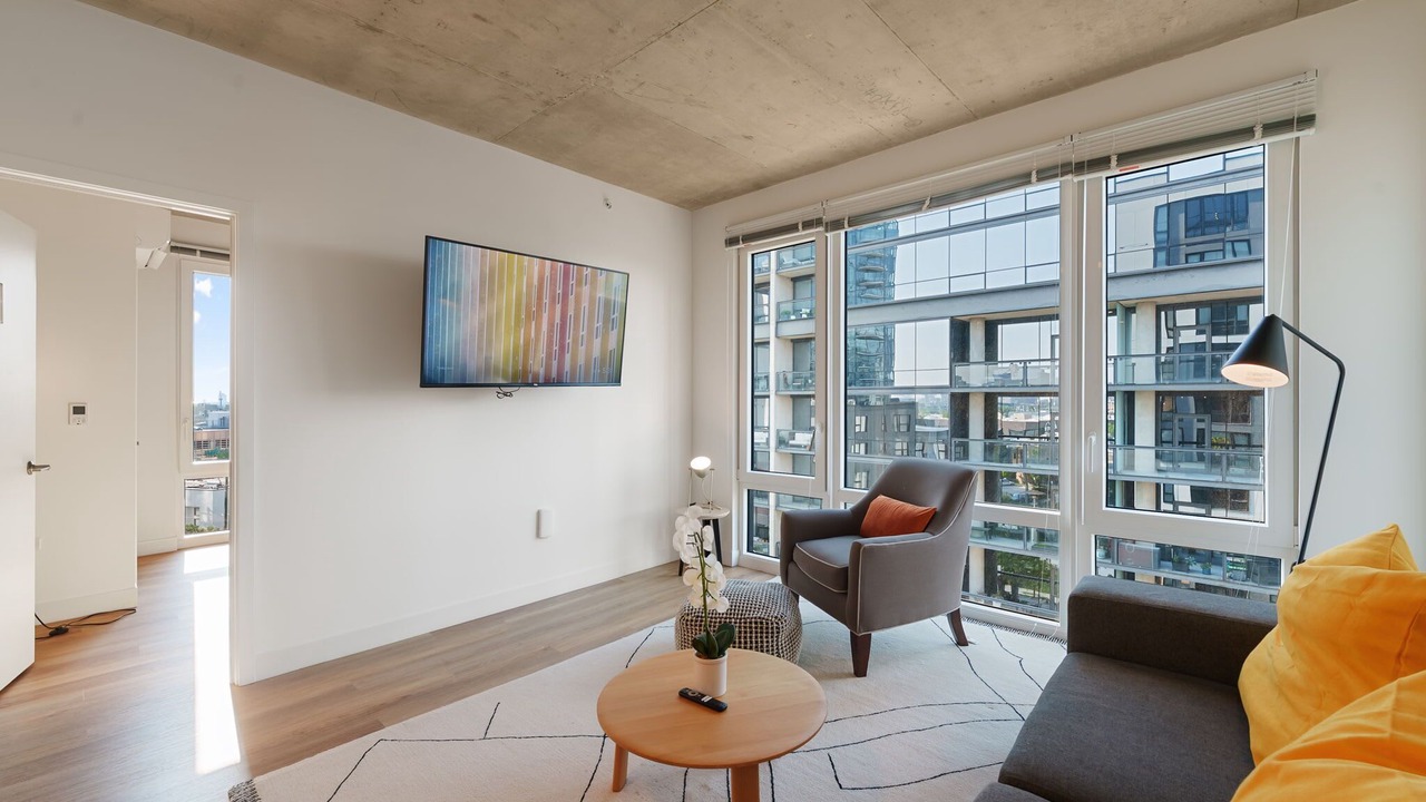 Photo of Livingroom in River North