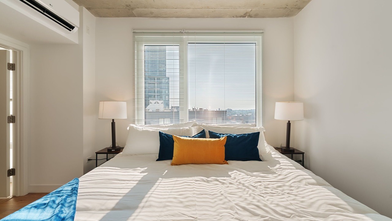 Photo of Bedroom in River North