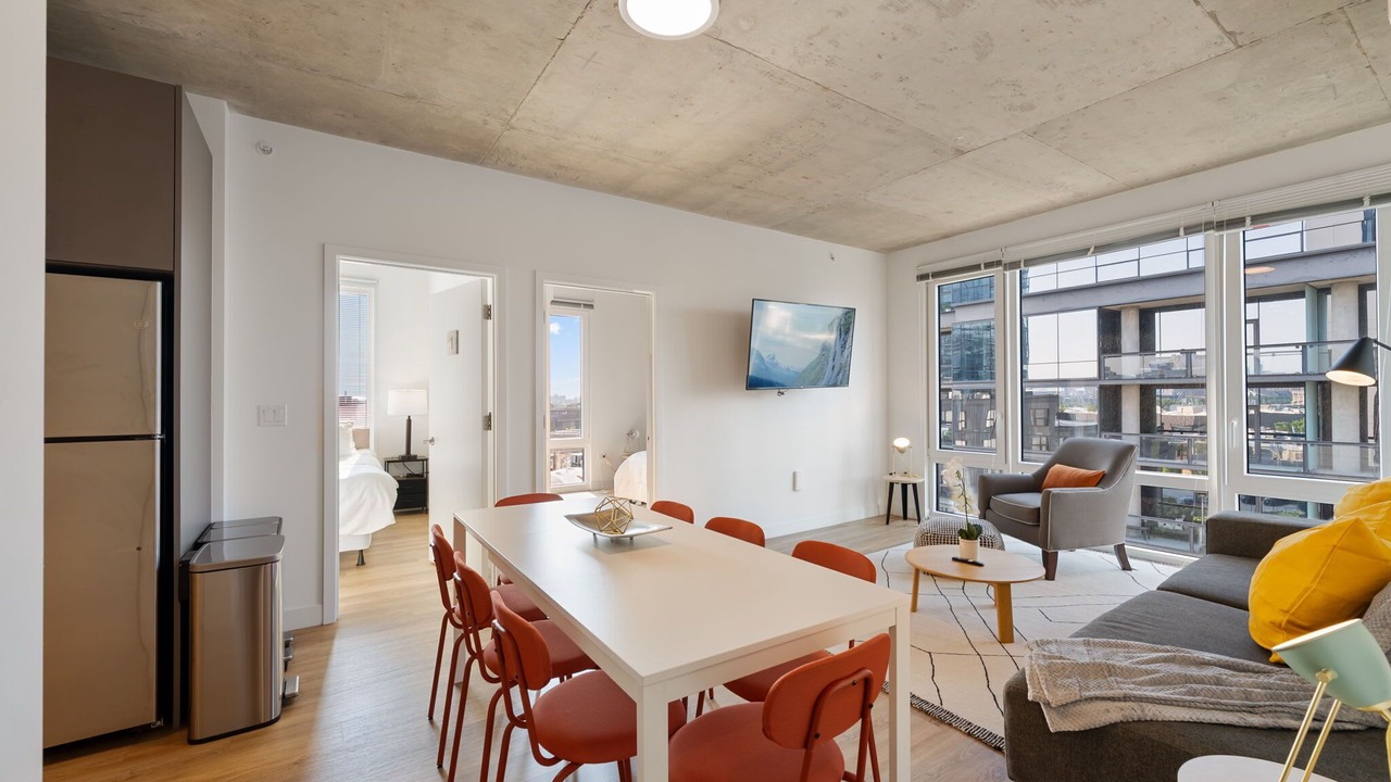 Photo of Livingroom in River North