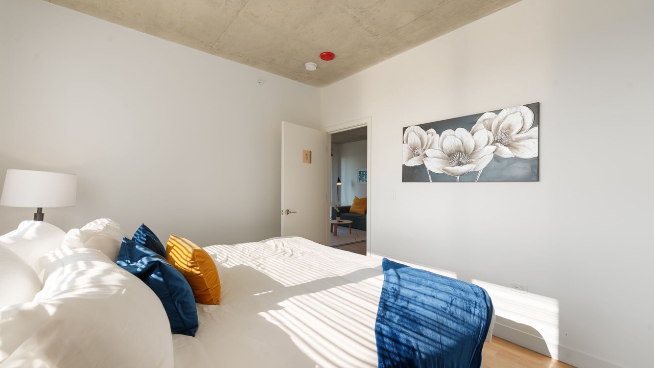 Photo of Bedroom in River North