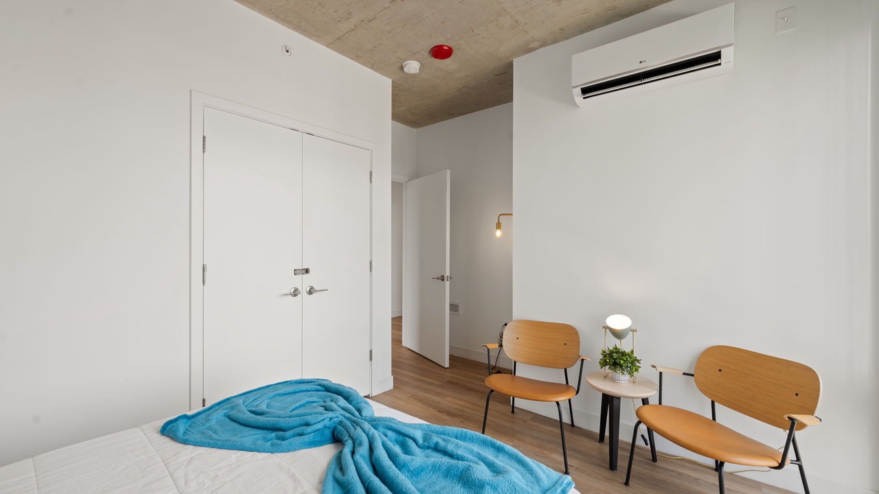 Photo of Bedroom in River North