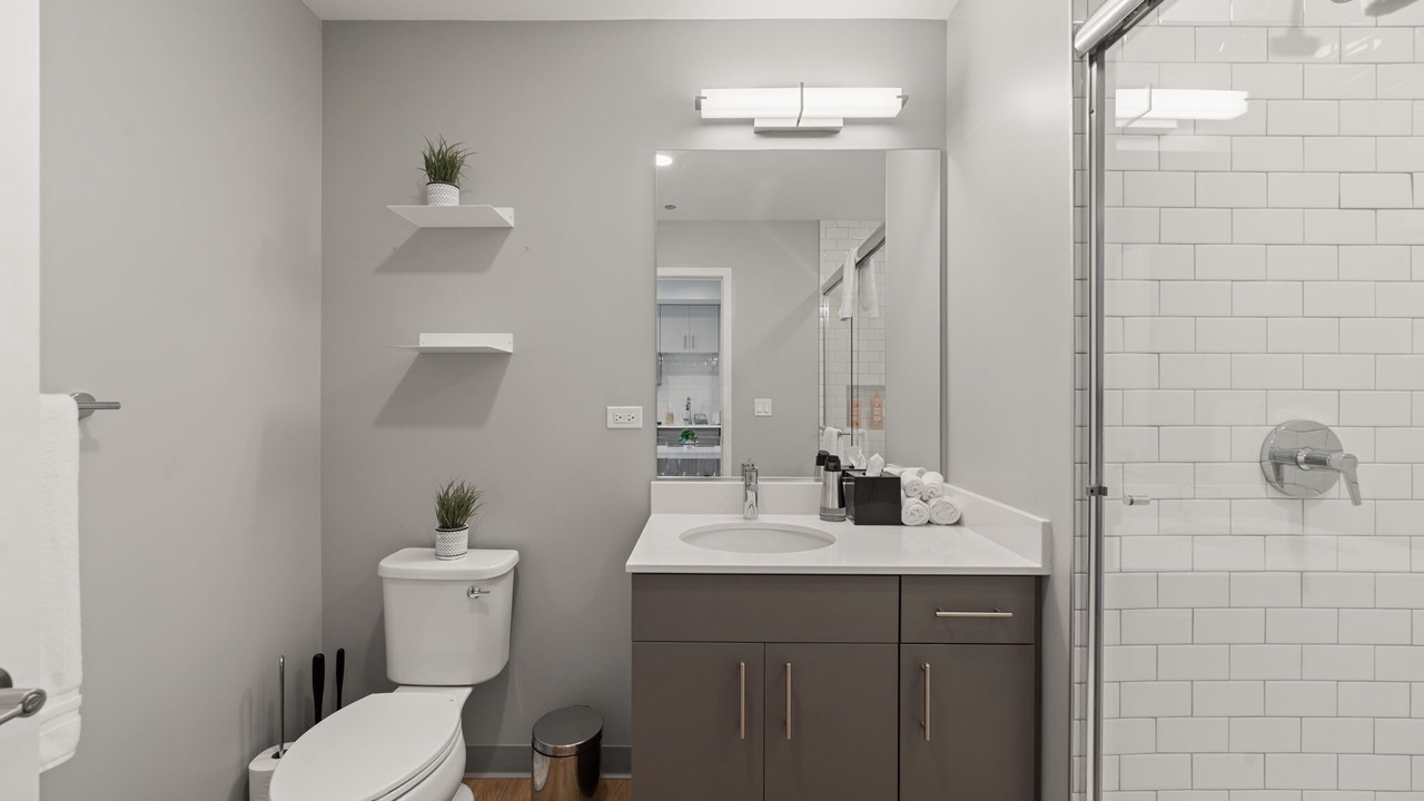 Photo of Bathroom in River North