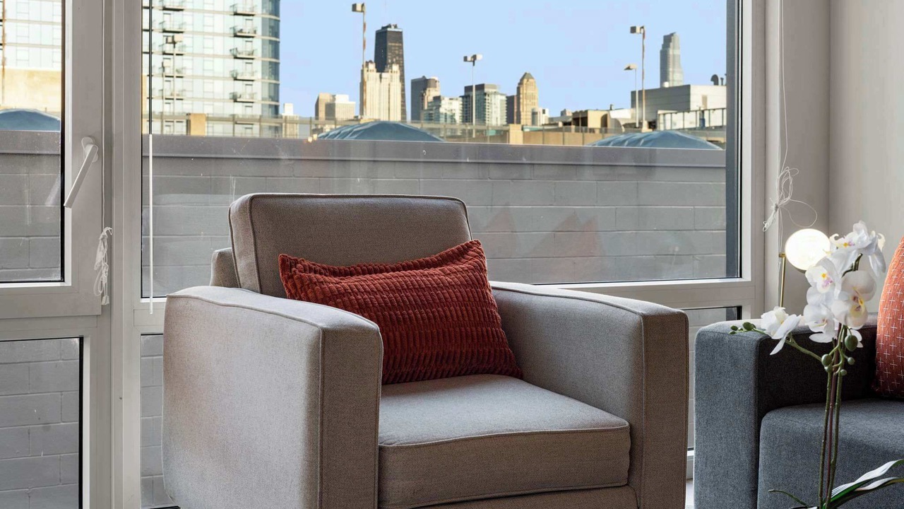 Photo of Livingroom in River North