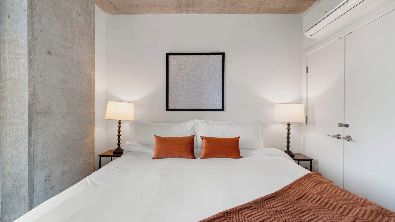 Photo of Bedroom in River North
