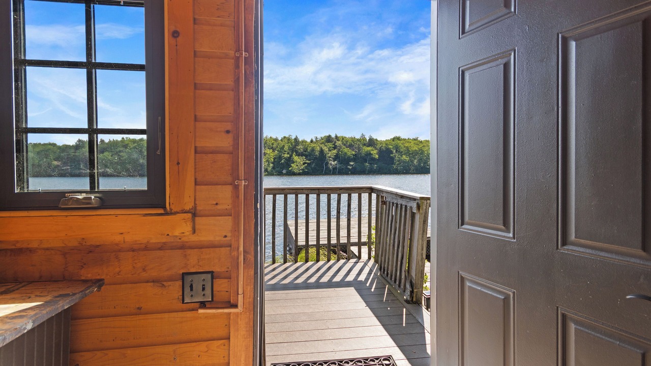 Photo of Others in Poyntelle