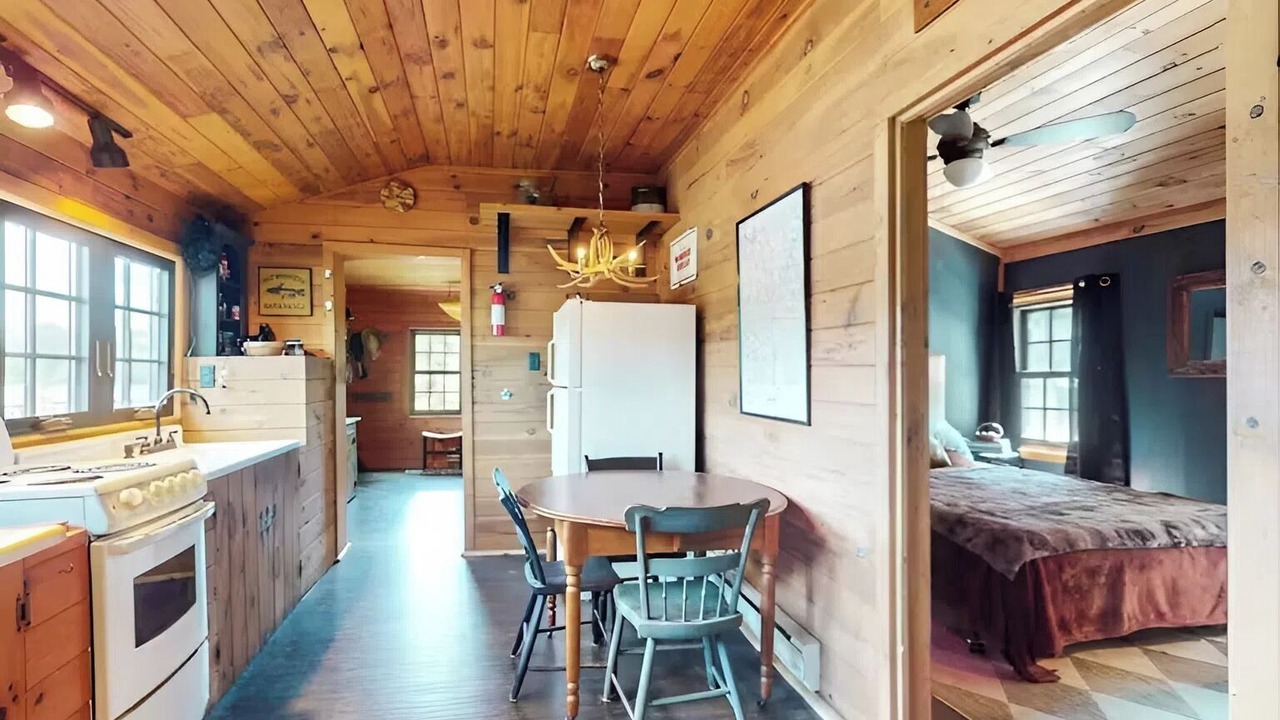 Photo of Bedroom in Poyntelle