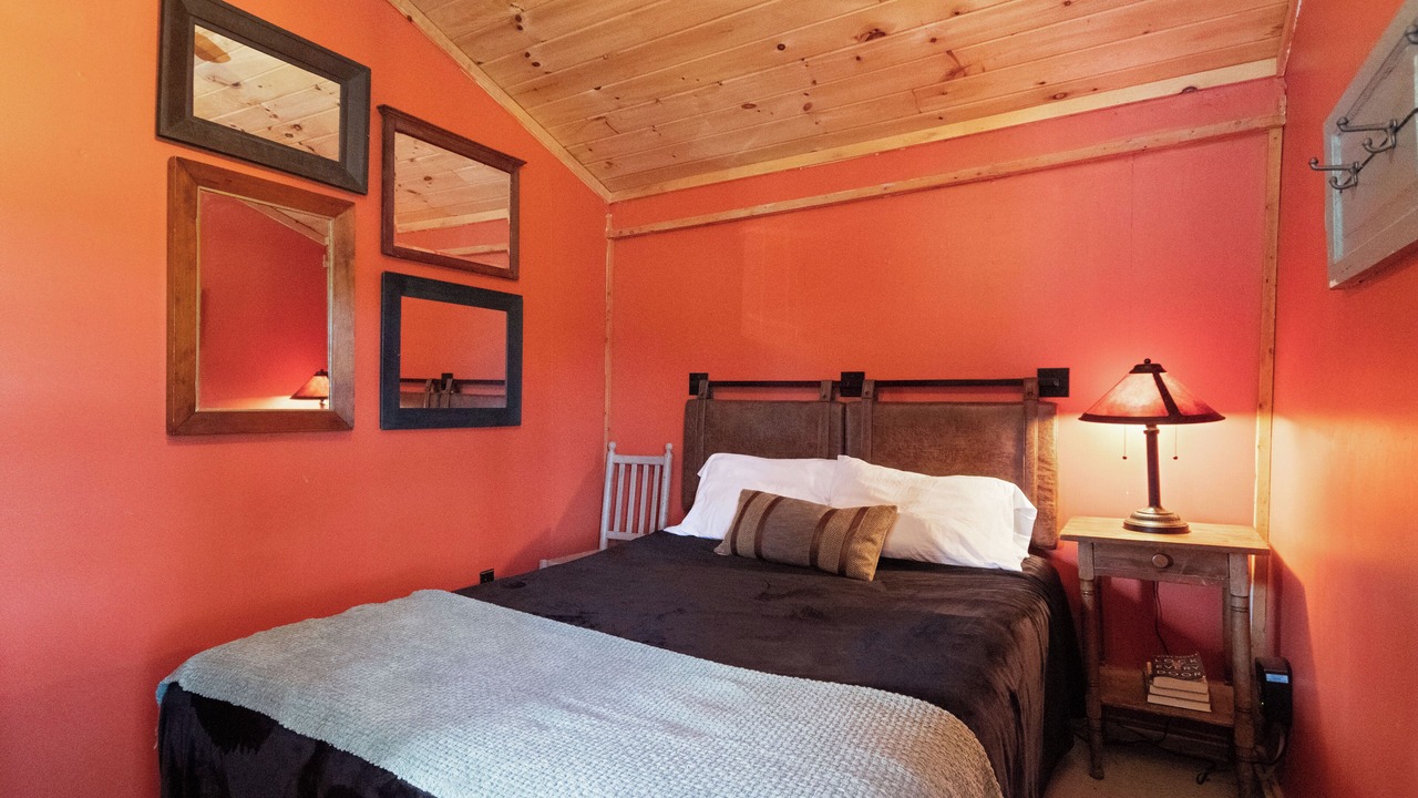 Photo of Bedroom in Poyntelle