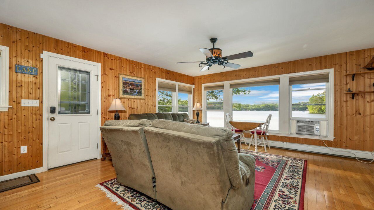Photo of Livingroom in Barnstead
