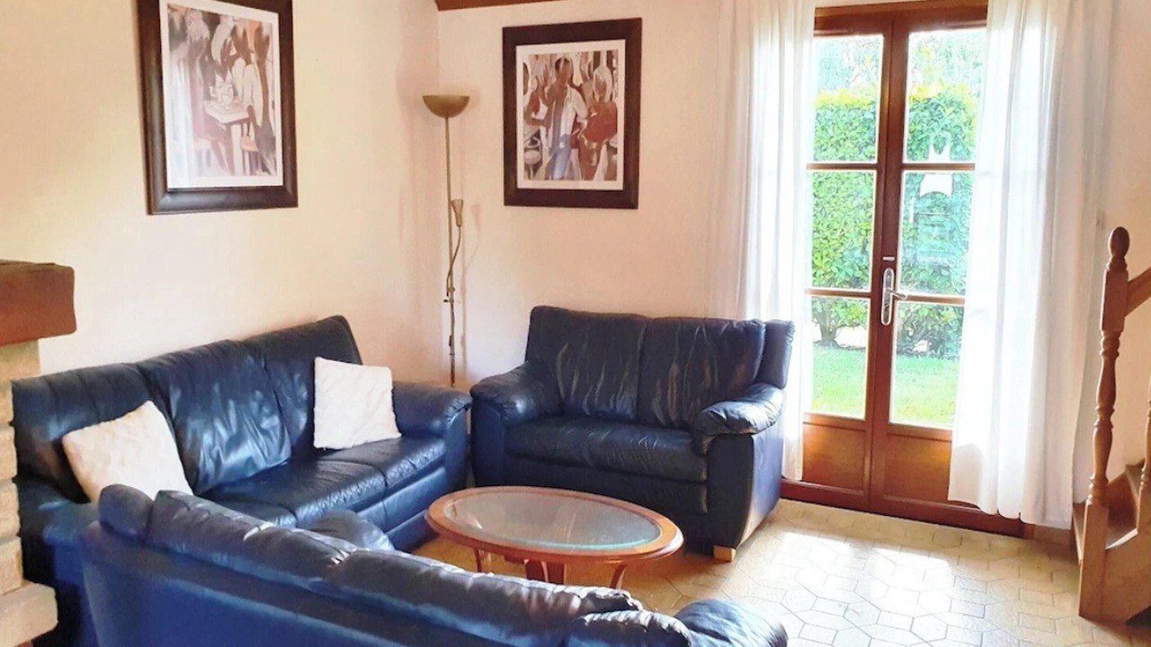 Photo of Livingroom in Saint-Josse