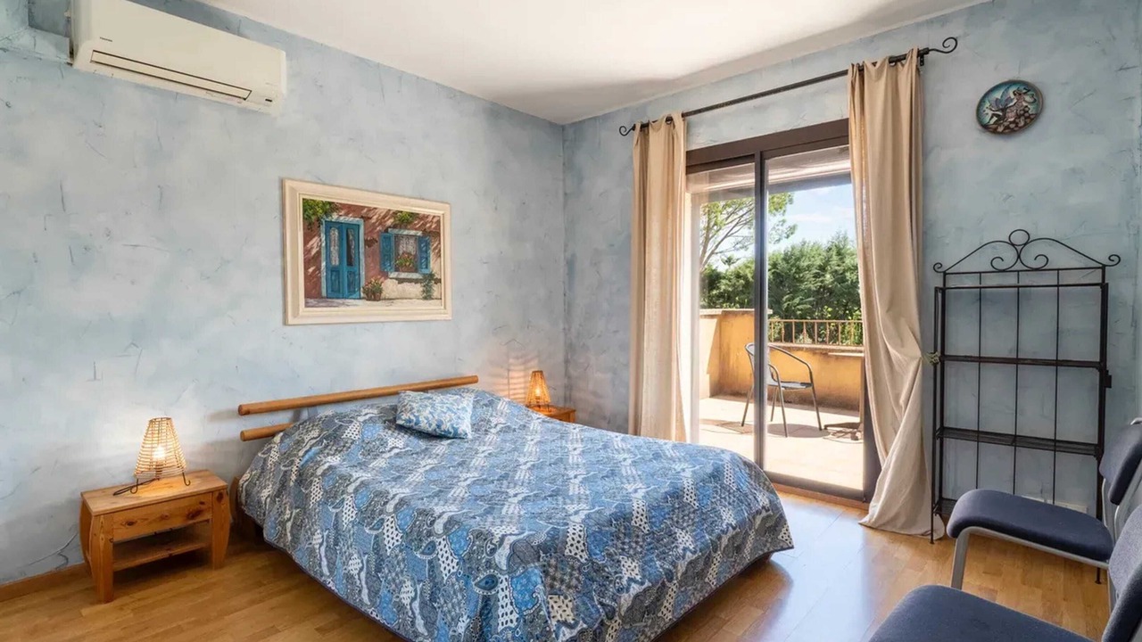 Photo of Bedroom in Vezenobres