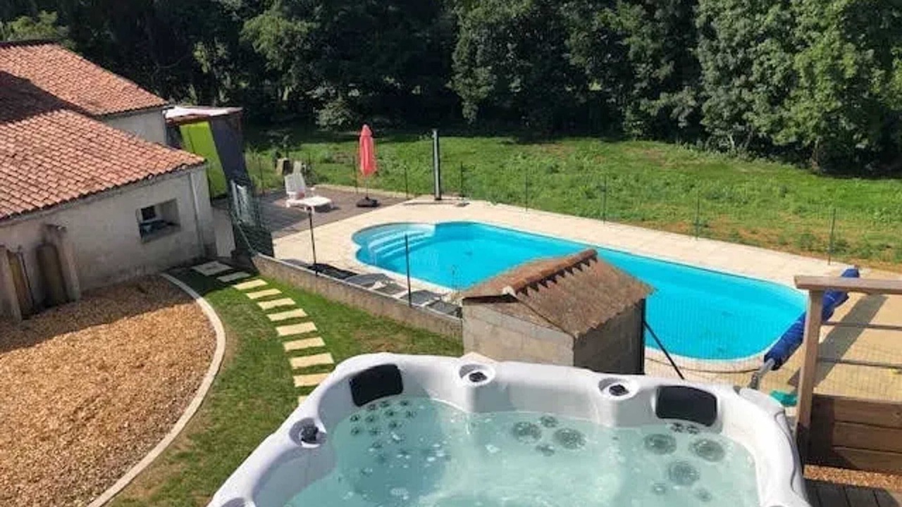 Photo of Outdoor in Chalandray
