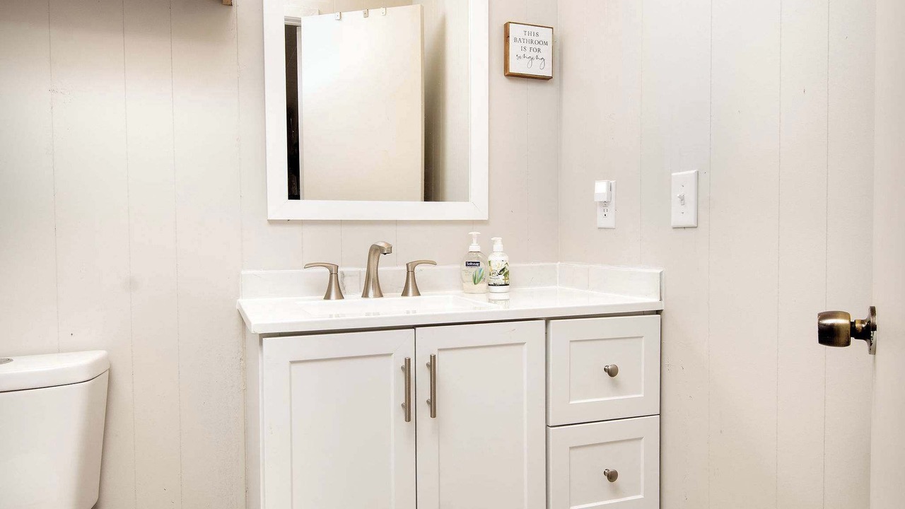 Photo of Bathroom in Anacoco