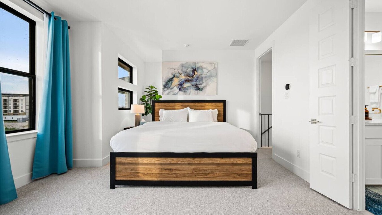 Photo of Bedroom in Rowlett