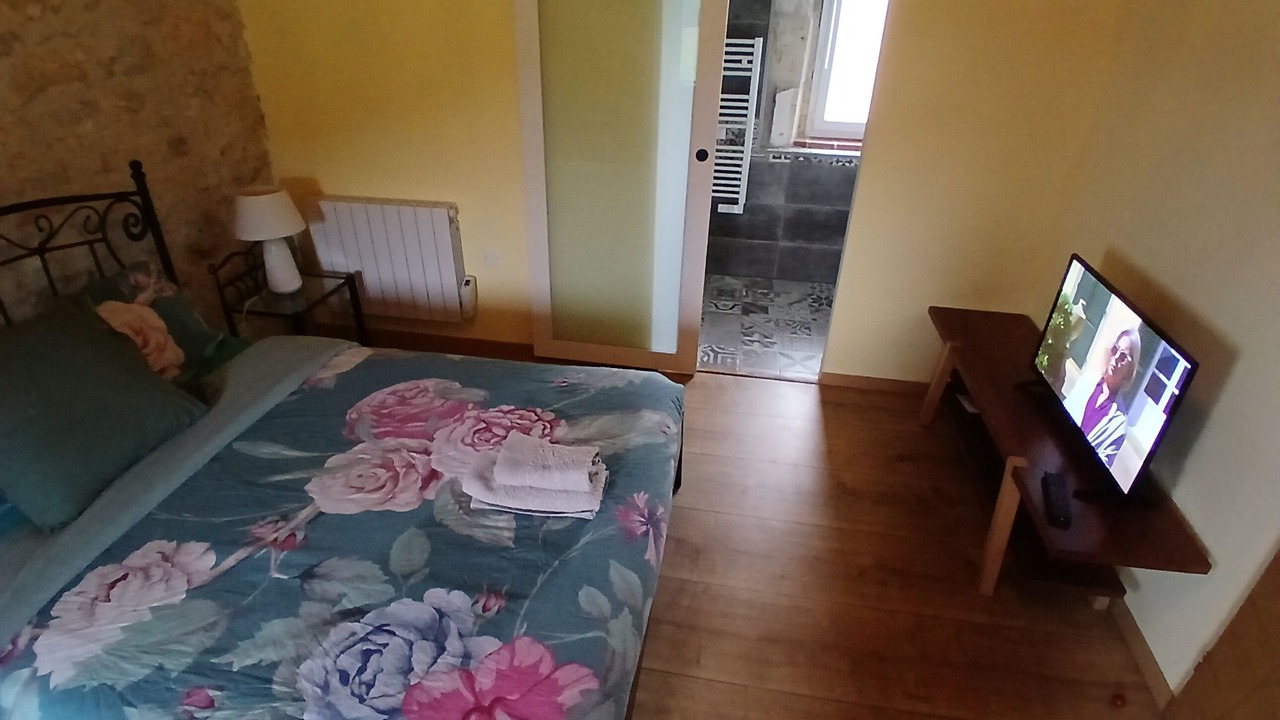 Photo of Bedroom in Saint-Loup