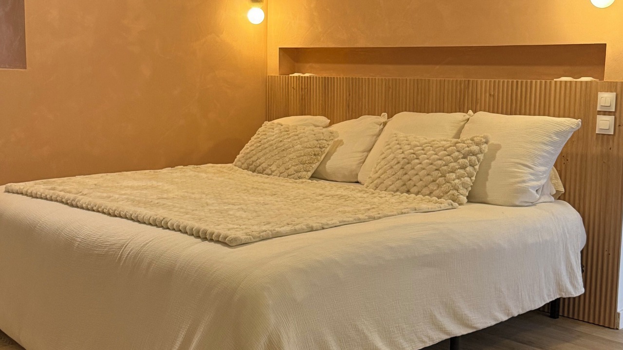 Photo of Bedroom in Doue-la-Fontaine