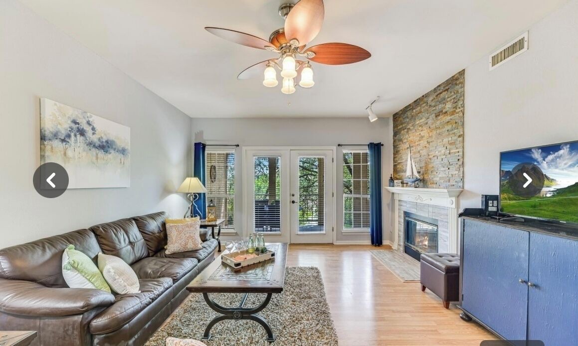 Photo of Livingroom in Highland Lake Estates