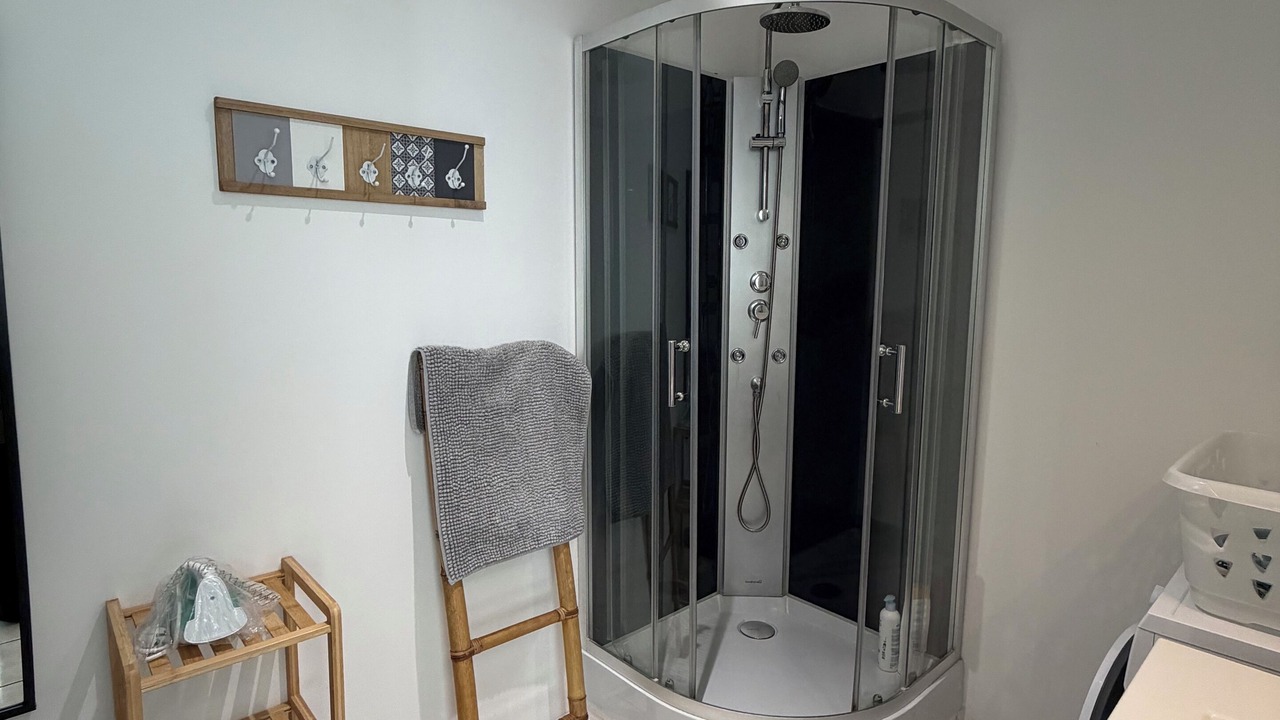 Photo of Bathroom in Cussac-Fort-Medoc