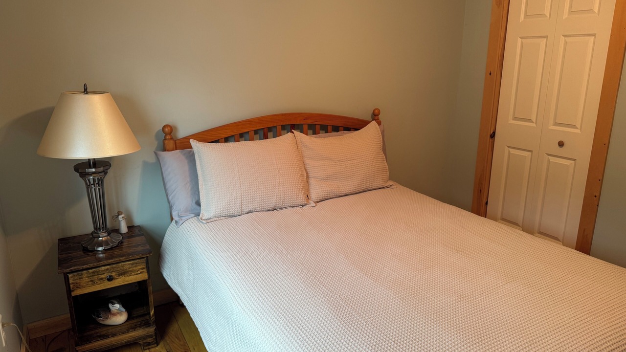 Photo of Bedroom in Eddington