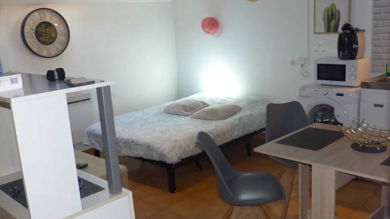 Photo of Bedroom in Amiens