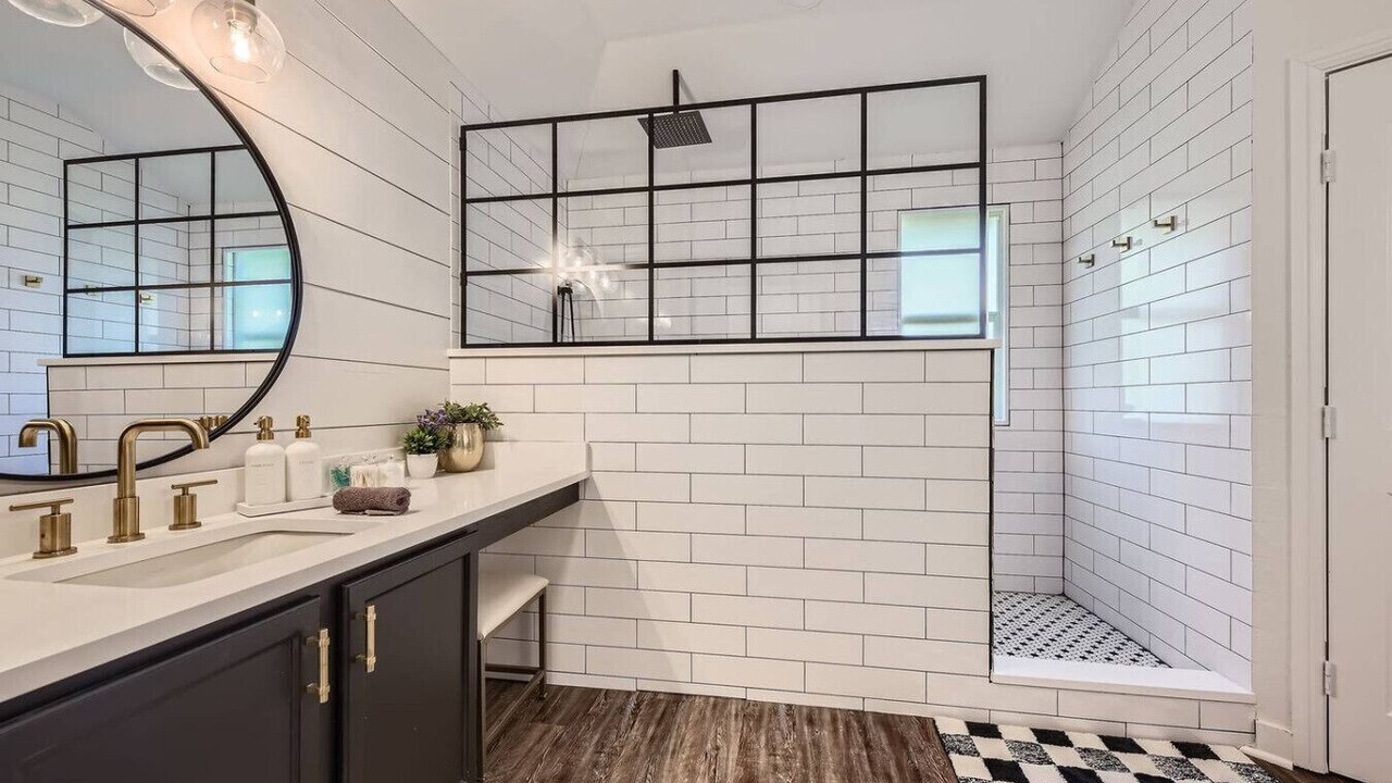 Photo of Bathroom in Fort Worth
