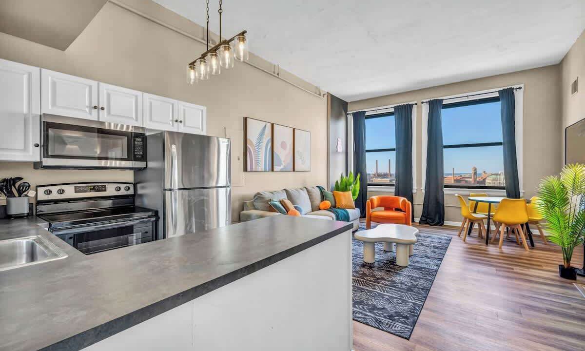 Photo of Others in Playhouse Square