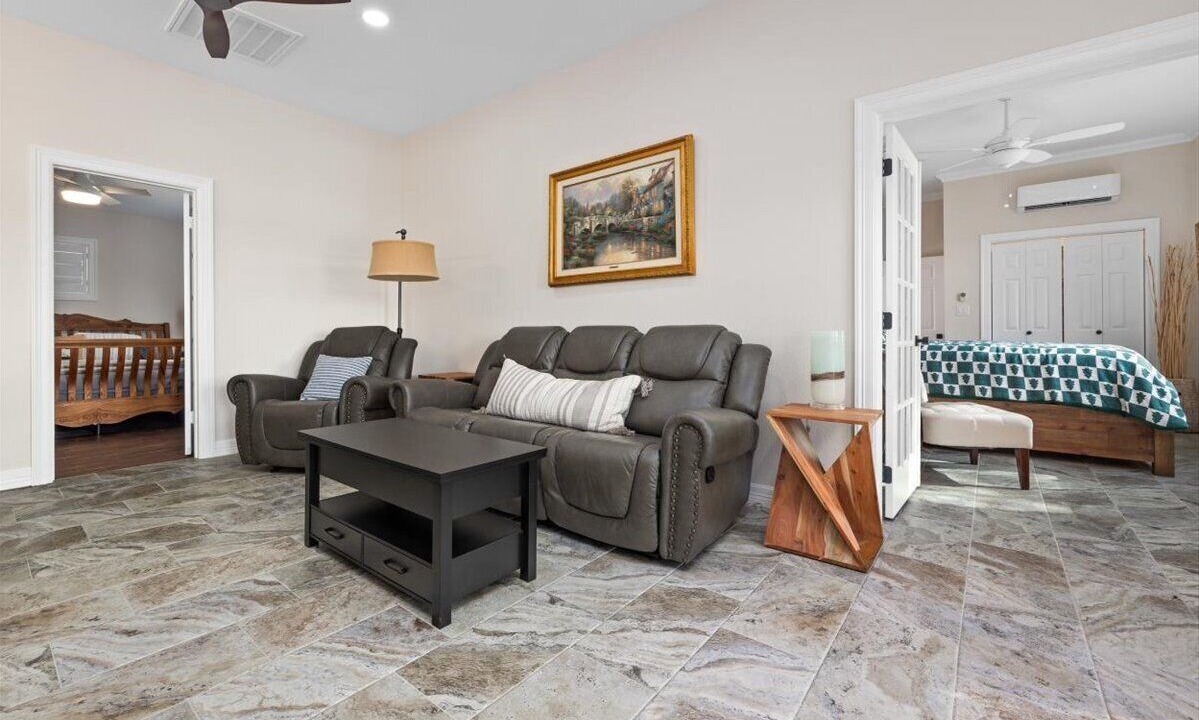 Photo of Bedroom in Lake Worth