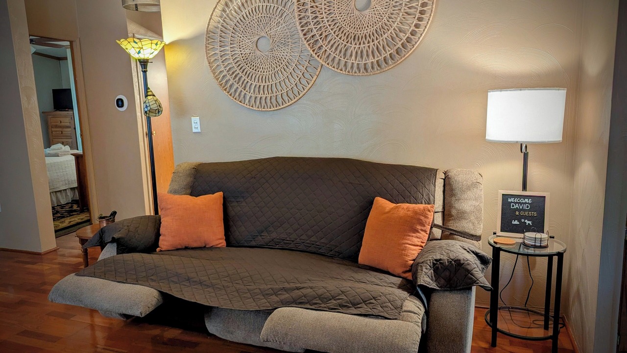 Photo of Livingroom in Gray
