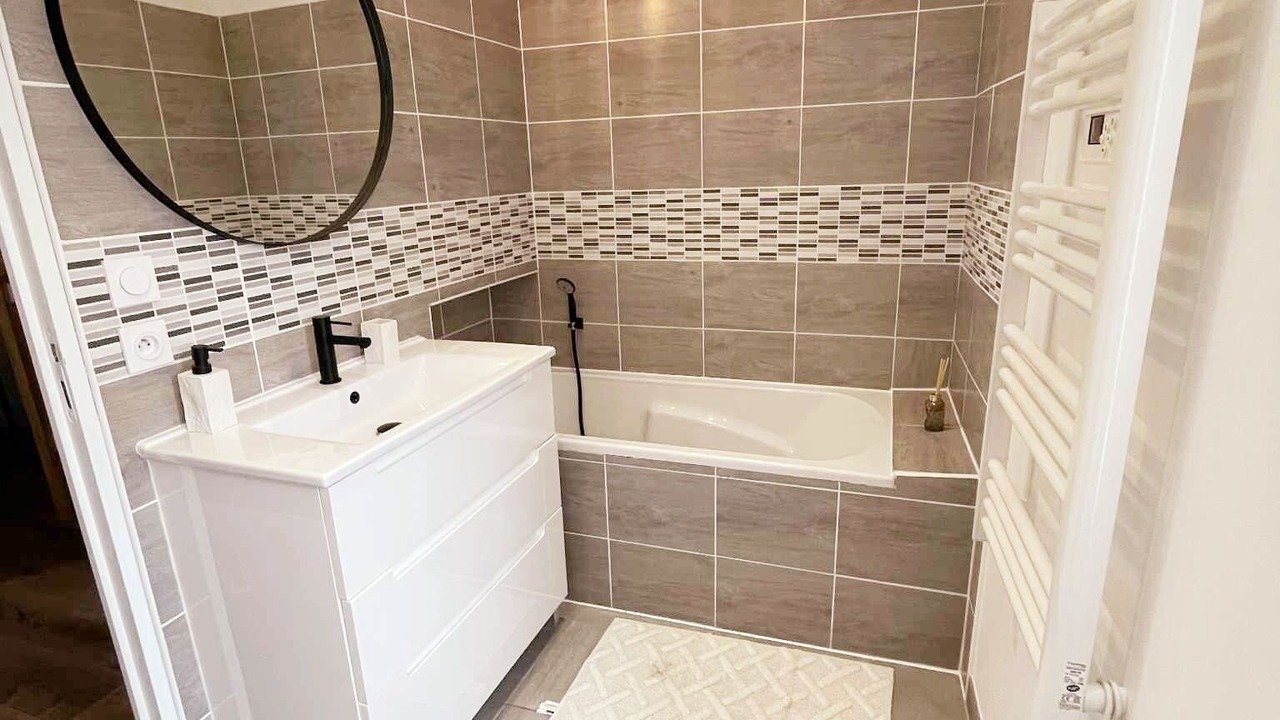 Photo of Bathroom in Troarn