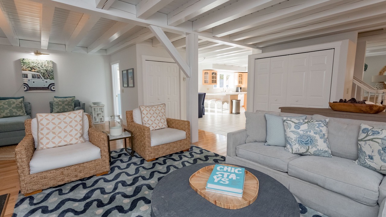 Photo of Livingroom in Oak Bluffs