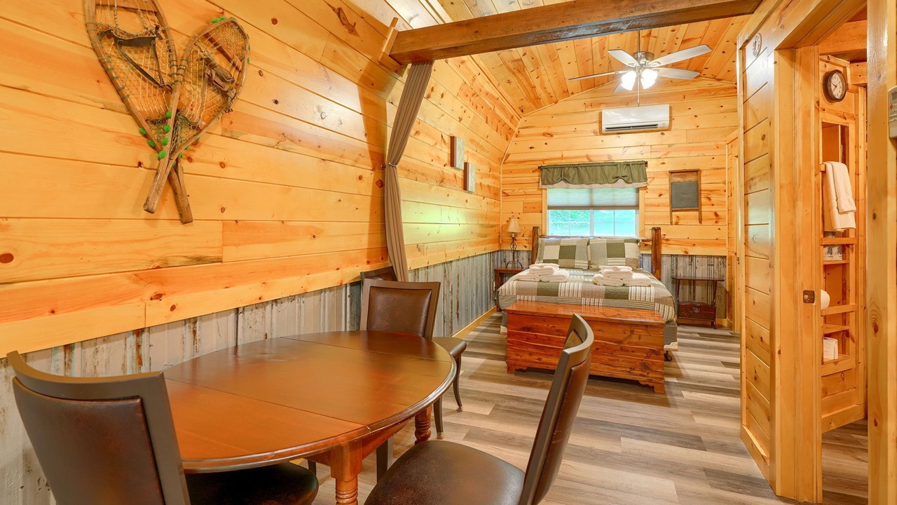 Photo of Bedroom in South Bloomingville