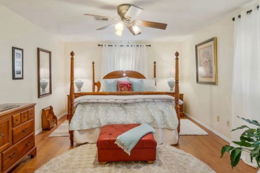 Photo of Bedroom in Pryor