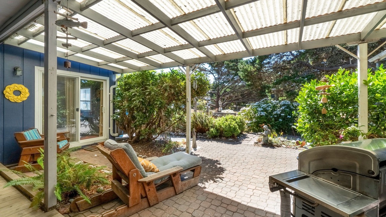 Photo of Patio Balcony in Smith River